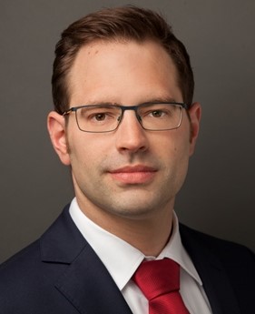 Vorsitzender: Dr. rer. nat. Adam Bühler